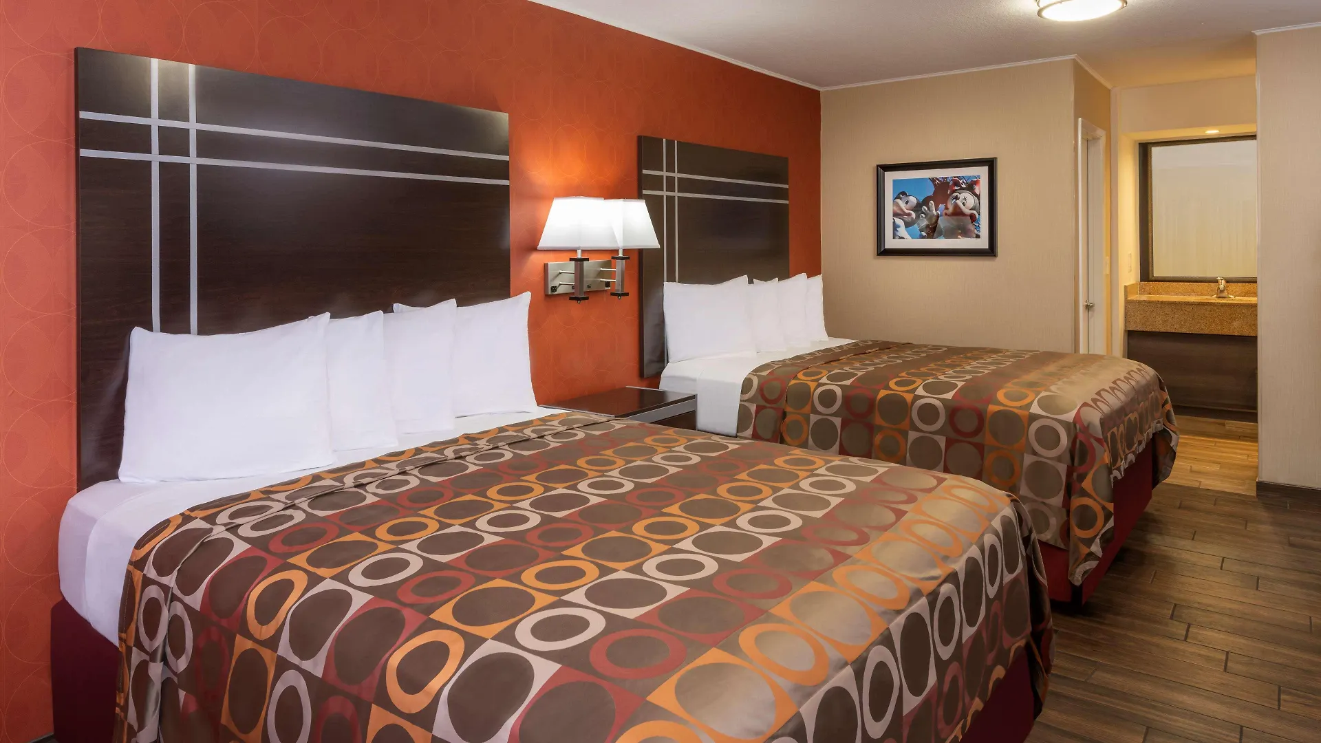 *** Hotel Best Western Plus Raffles Inn & Suites Anaheim Estados Unidos da América
