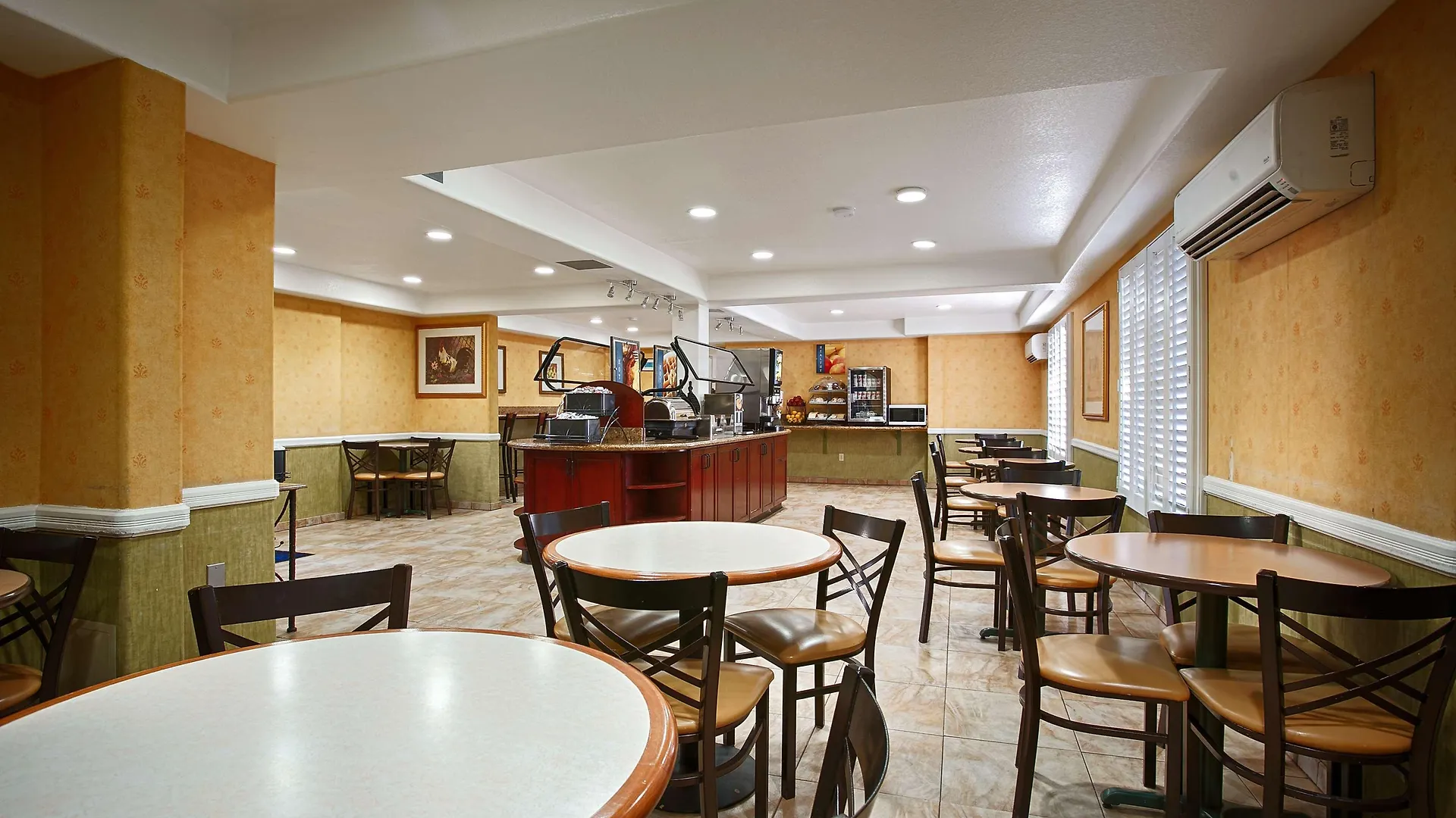 Hotel Best Western Plus Raffles Inn & Suites Anaheim