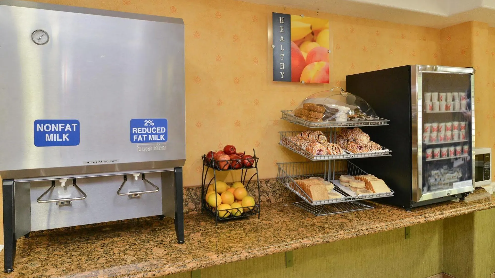 Best Western Plus Raffles Inn & Suites Anaheim Estados Unidos da América