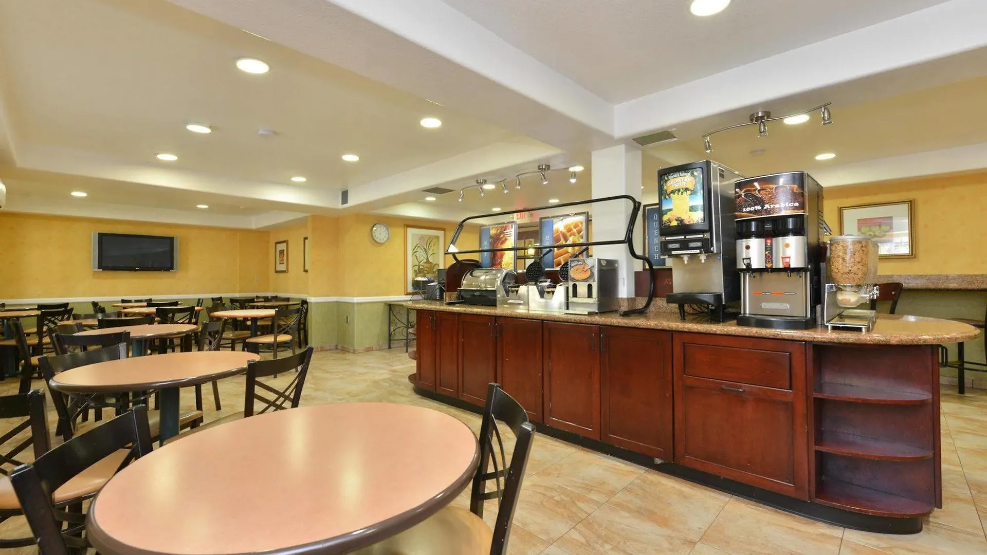 Best Western Plus Raffles Inn & Suites Anaheim Estados Unidos da América