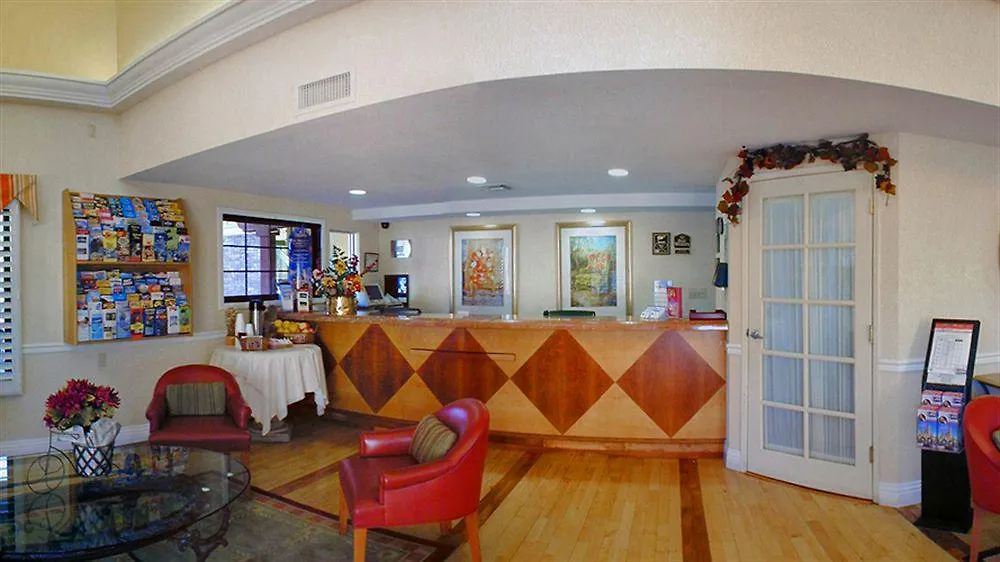 Best Western Plus Raffles Inn & Suites Anaheim 3*,  Estados Unidos da América