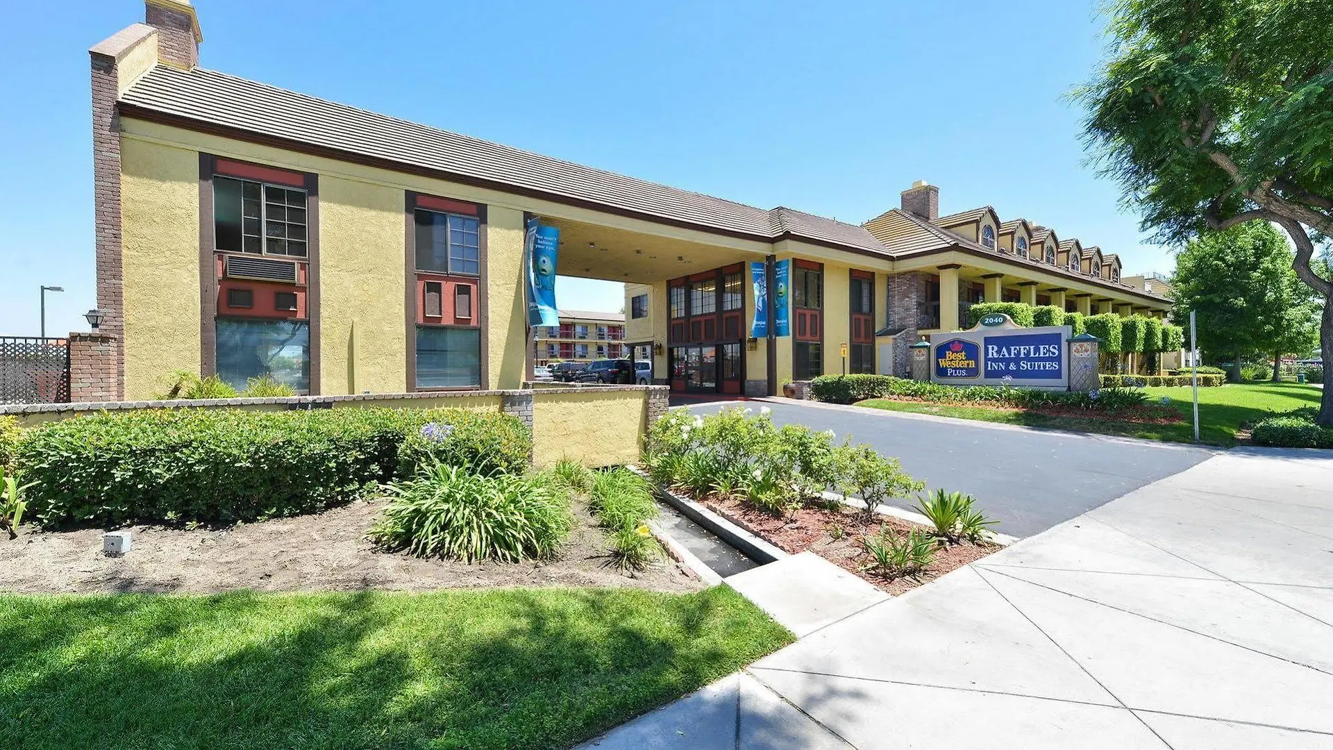 Best Western Plus Raffles Inn & Suites Άναχαϊμ
