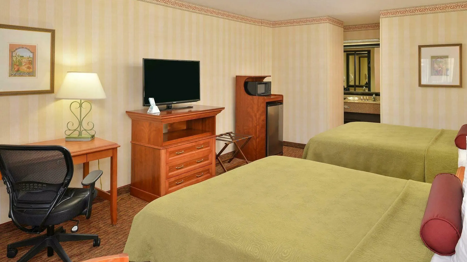 Best Western Plus Raffles Inn&Suites Anaheim États-Unis